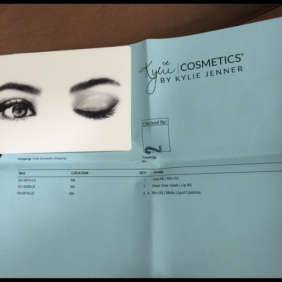 🎉HP 2/23 Kylie Valentine liquid lipstick set - Picture 5 of 6