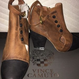 jeffrey campbell booties