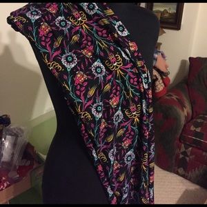 Brand new Lularoe TC leggings