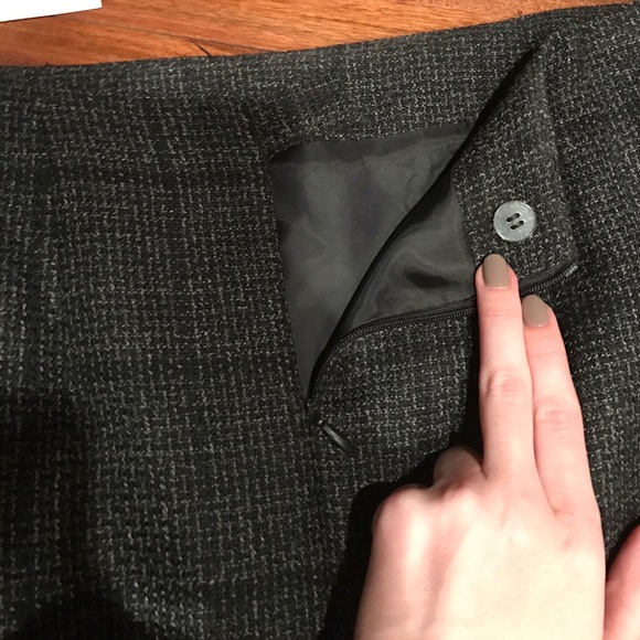 Harve Bernard Sport 100% wool skirt - Picture 4 of 6