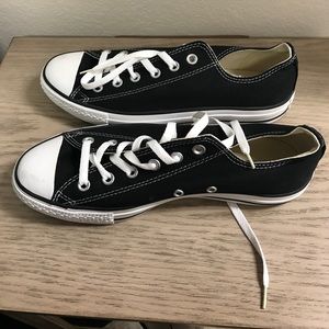 Black converse chucks, size 9.5