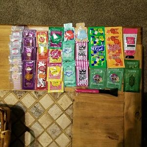 Perfectly Posh Sample Lot & Face Mask Applicator