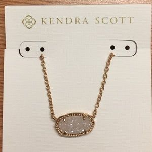NWT Kendra Scott necklace