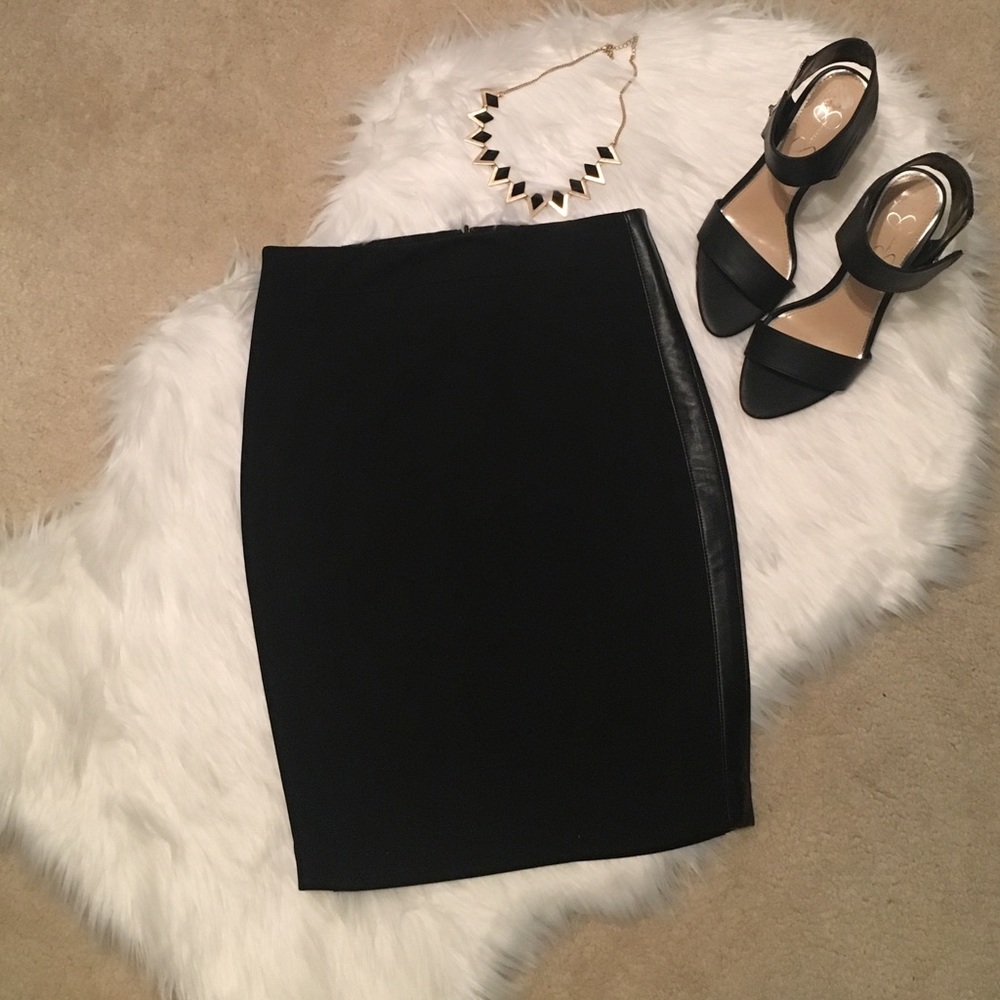 bebe ❤️  Black Pencil Skirt