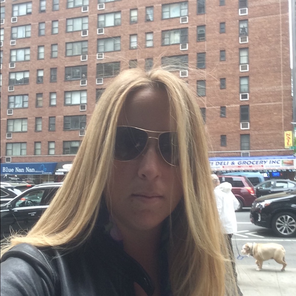 Meet your Posher, Mel