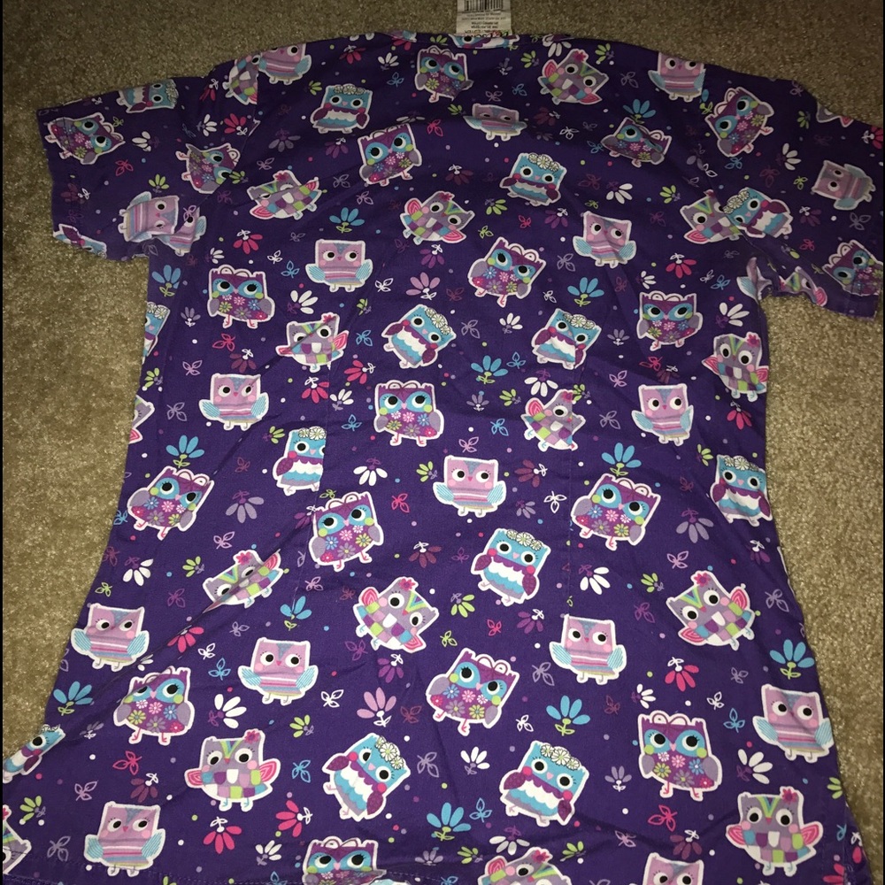 Owl scrub top