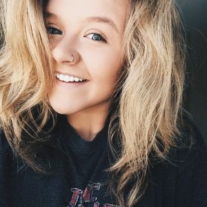 Meet your Posher, Maddy