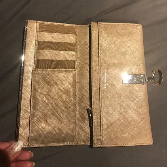 Salvatore Ferragamo Gancini Continental Wallet