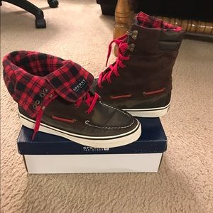 Sperry boots size 7