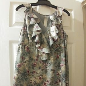 Girly Loft ruffle dress Spring sale💕🌻