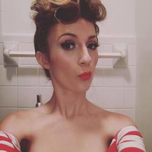 Meet your Posher, Paula