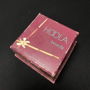 Benefit Hoola Matte Box Bronzer