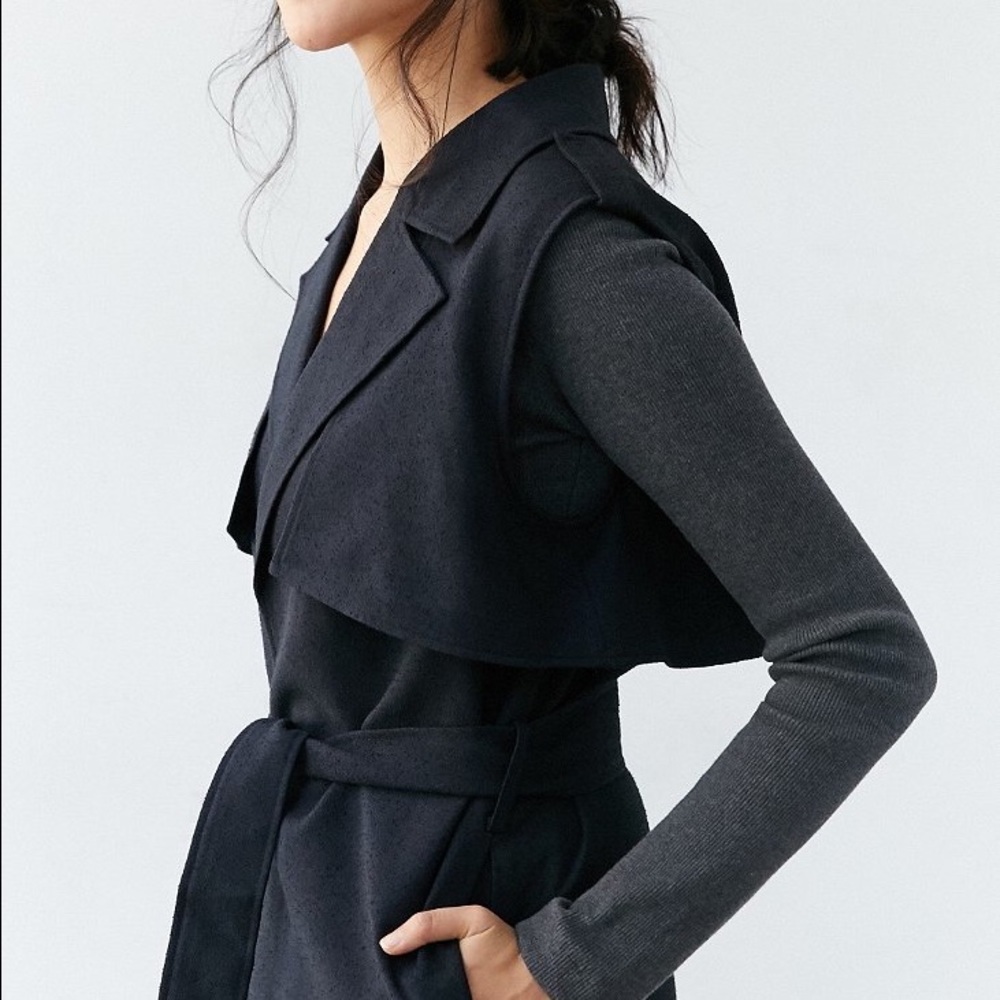 Sleeveless Trench Coat