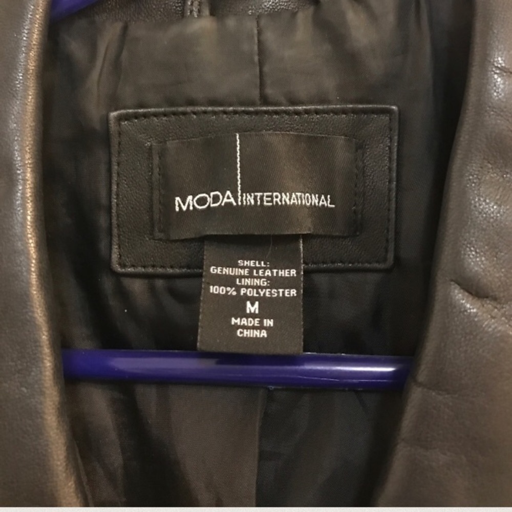 VS Leather Jacket 🖤 - Picture 5 of 6