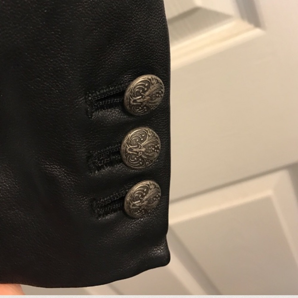 VS Leather Jacket 🖤 - Picture 6 of 6