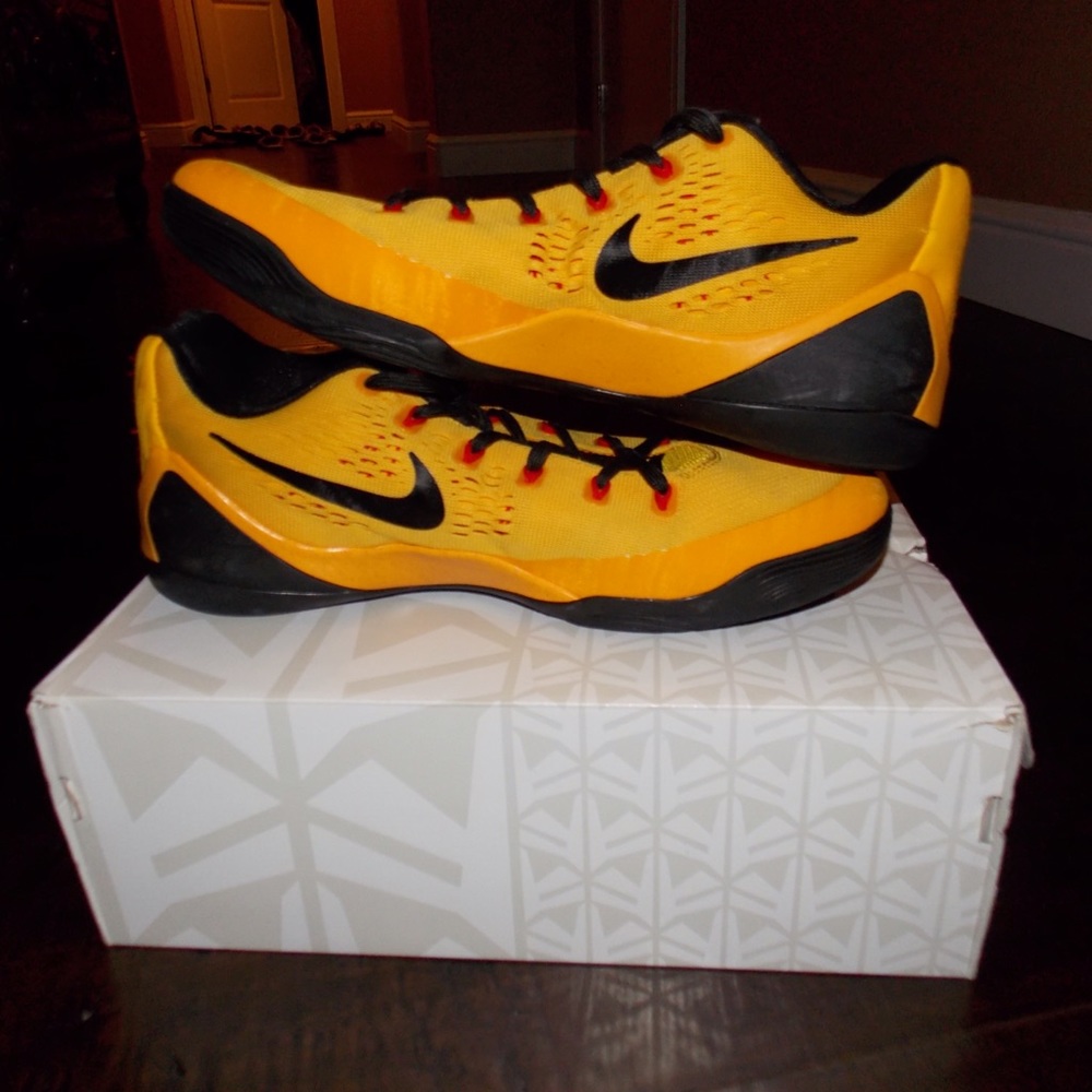 Kobe 9 EM Bruce Lee Size 11