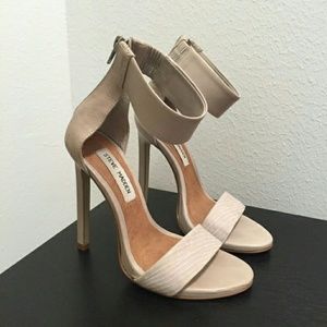 Steve Madden Nude Heels Pumps Size 5.5