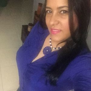 Meet your Posher, Elizabeth