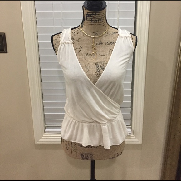 Banana Republic Tops - Banana Republic stunning sexy silk top! ❤️