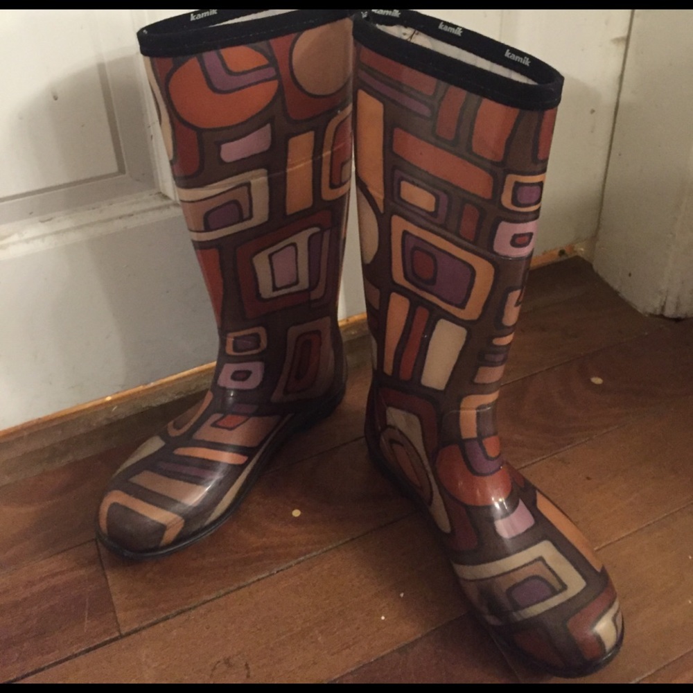 Mod Rain boots! - Picture 2 of 4