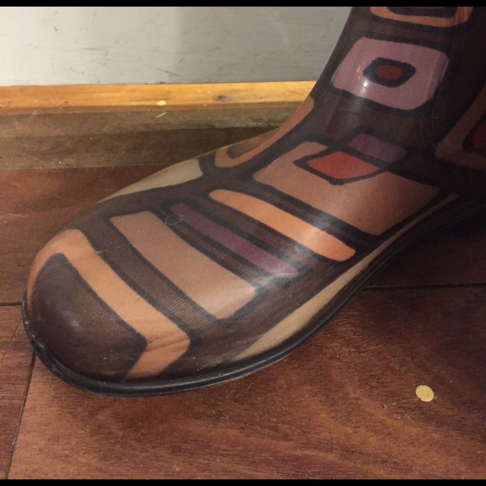 Mod Rain boots! - Picture 4 of 4