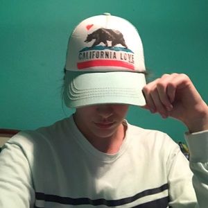 California love hat *open to offers*