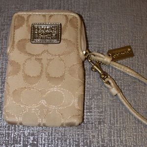 Coach Tan/Gold Wristlet