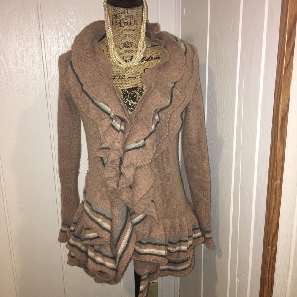 Sparrow cardigan size small