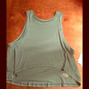 NWT Beyond Yoga high/low Muscle Tank