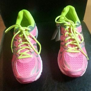 NWT!! Asics running sneakers!