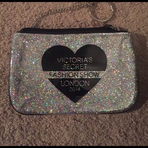 victoria secret makeup bag