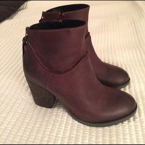 Steve Madden boots