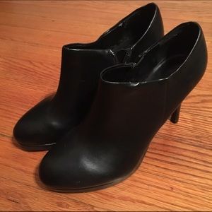 Liz Claiborne black booties, size 6.5