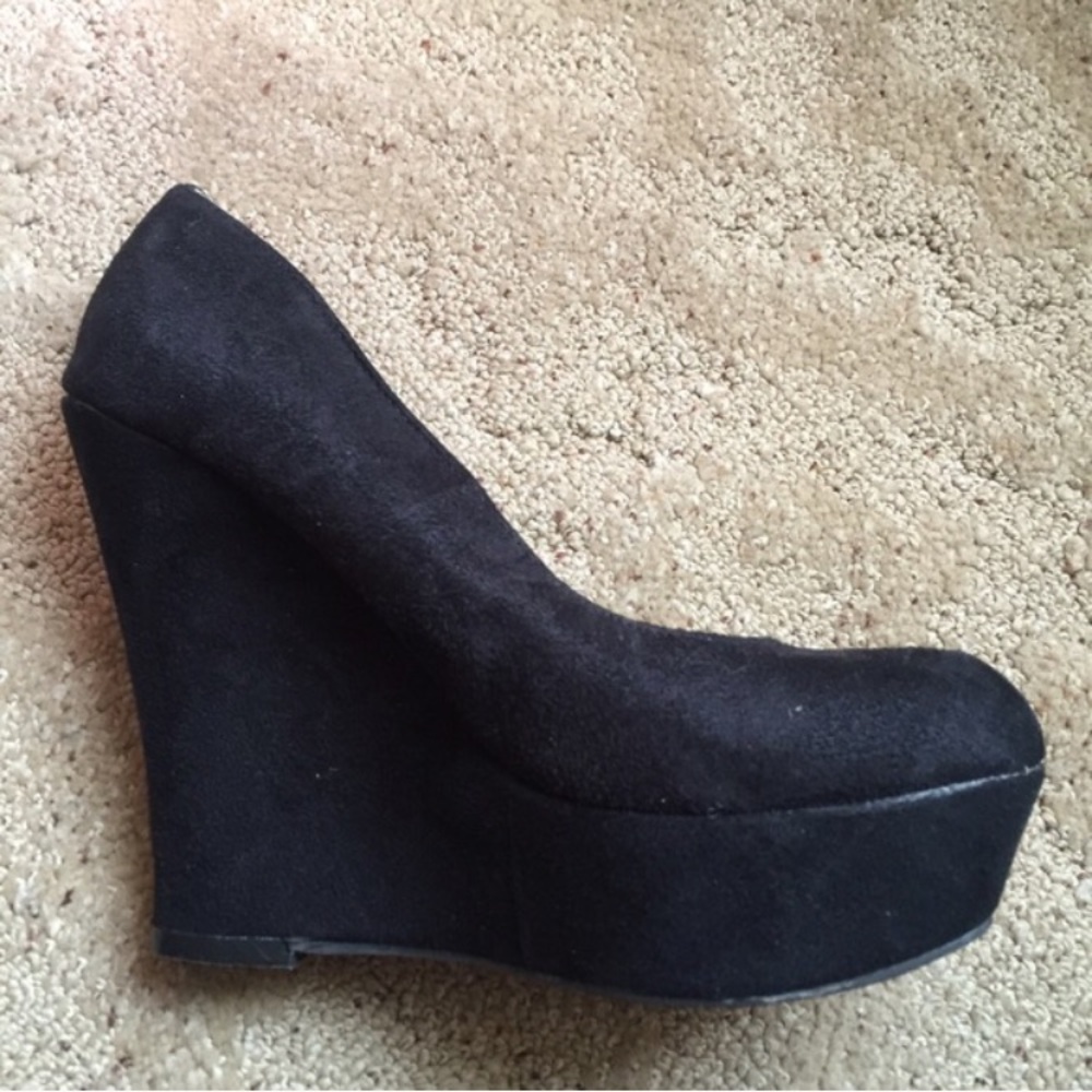 Black suede wedges