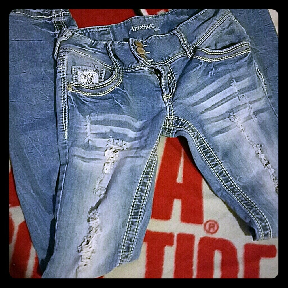 Amethyst jeans!