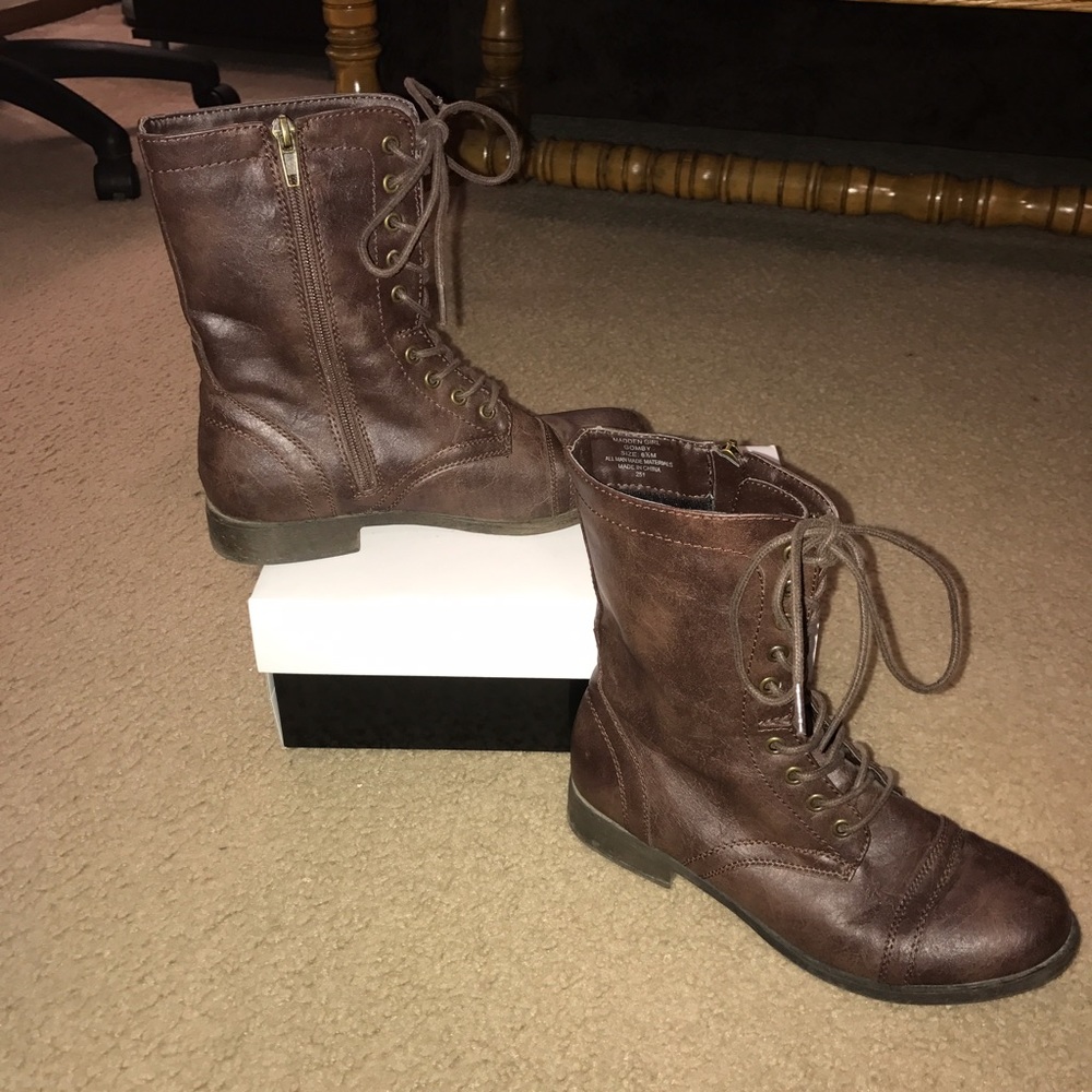 Madden girl boots size 6.5