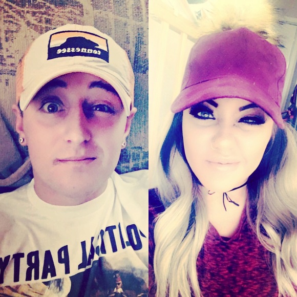 Meet your Posh Ambassador - Manda! 💕 - Picture 2 of 8