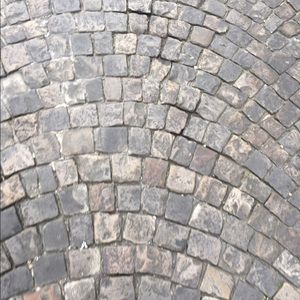 Meet your Posher, Kara