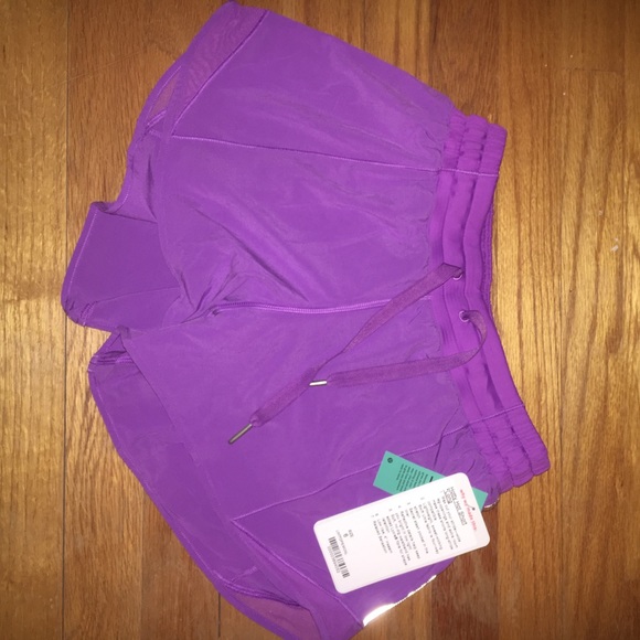 lululemon athletica Pants - Lululemon Hotty Hot Short