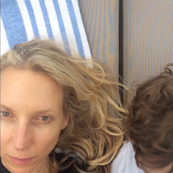 Meet your Posher, Linda - Picture 1 of 1