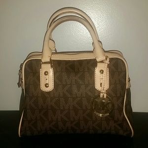Michael Kors MK Signature Small Satchel
