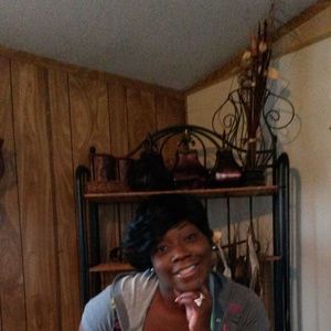 Meet your Posher, Shareka