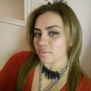 Meet your Posher, Ana