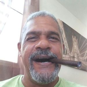 Meet your Posher, Lemuel