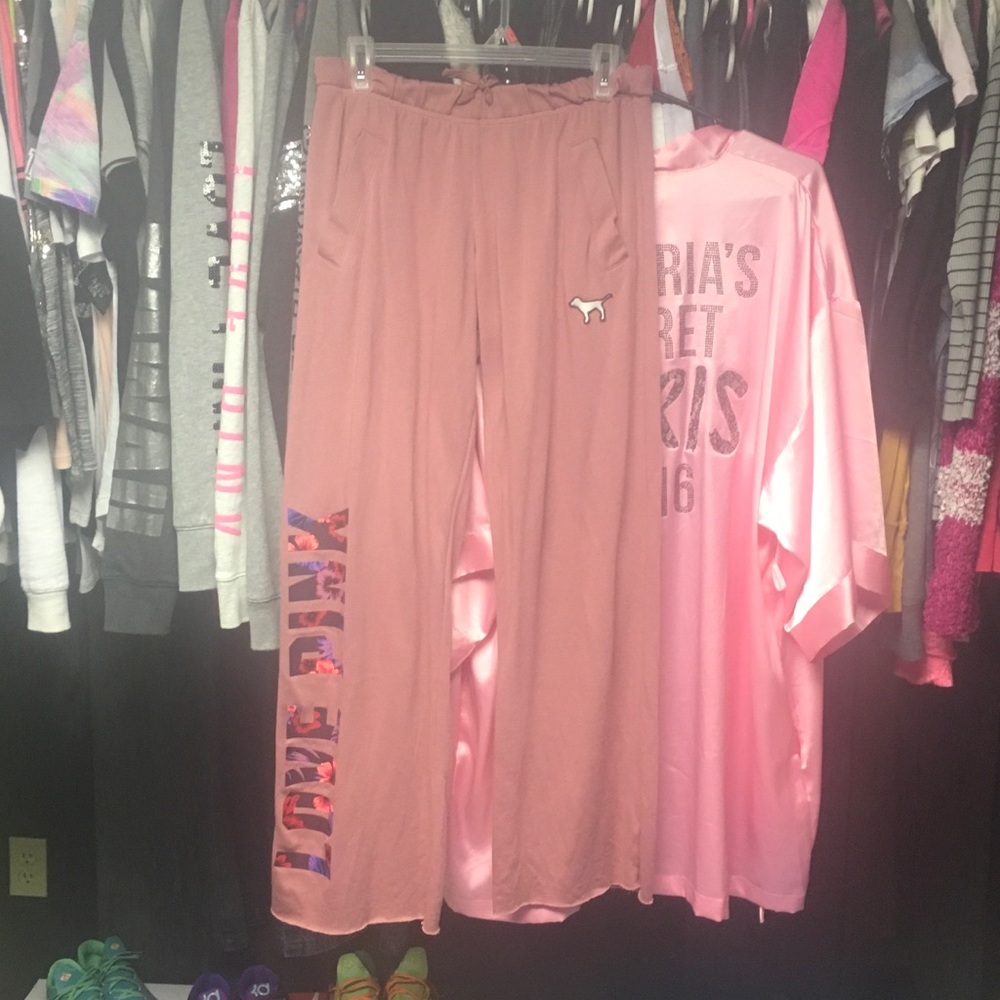 VICTORIAS SECRET PINK SWEATPANTS