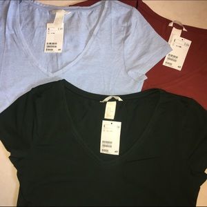 BRAND NEW H&M V-necks