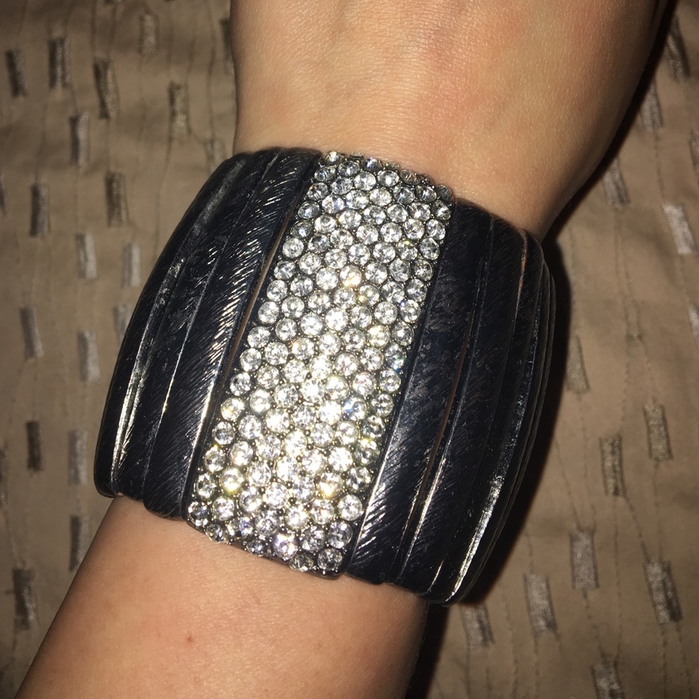 Swarovski silver bangle bracelet 💋Never been worn