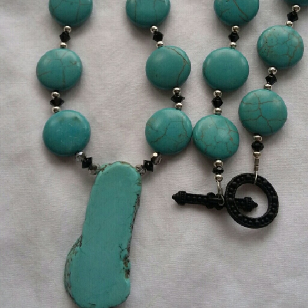 Necklace - Picture 2 of 2