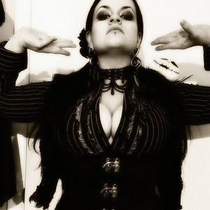 Meet your Posher, Briana