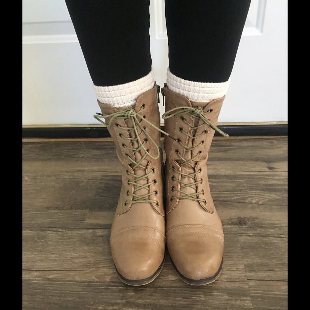 STEVE MADDEN - Madden Girl Combat Boots